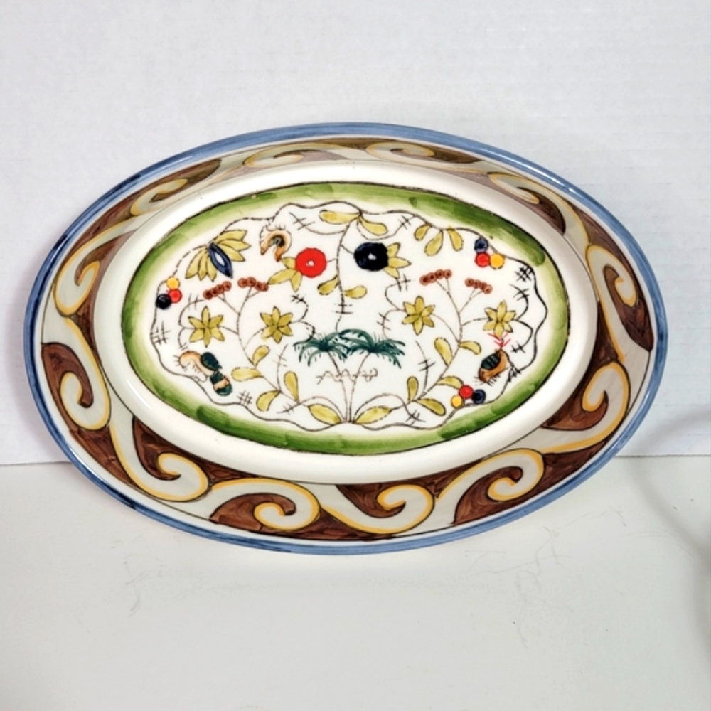 Temptations Oven to Table Beautiful Oval Dish w Metal Stand & Wicker Pad - Picture 2 of 16